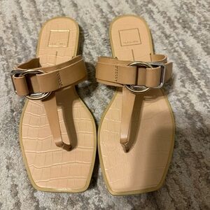 Like New! Dolce Vita Ilene Leather Thong Sandal